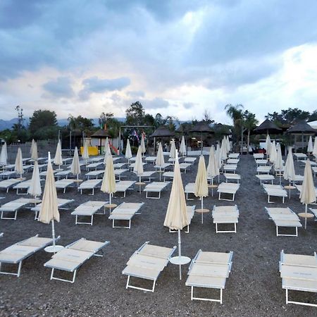 Bivano Villa Grazia Fondachello  Exteriör bild