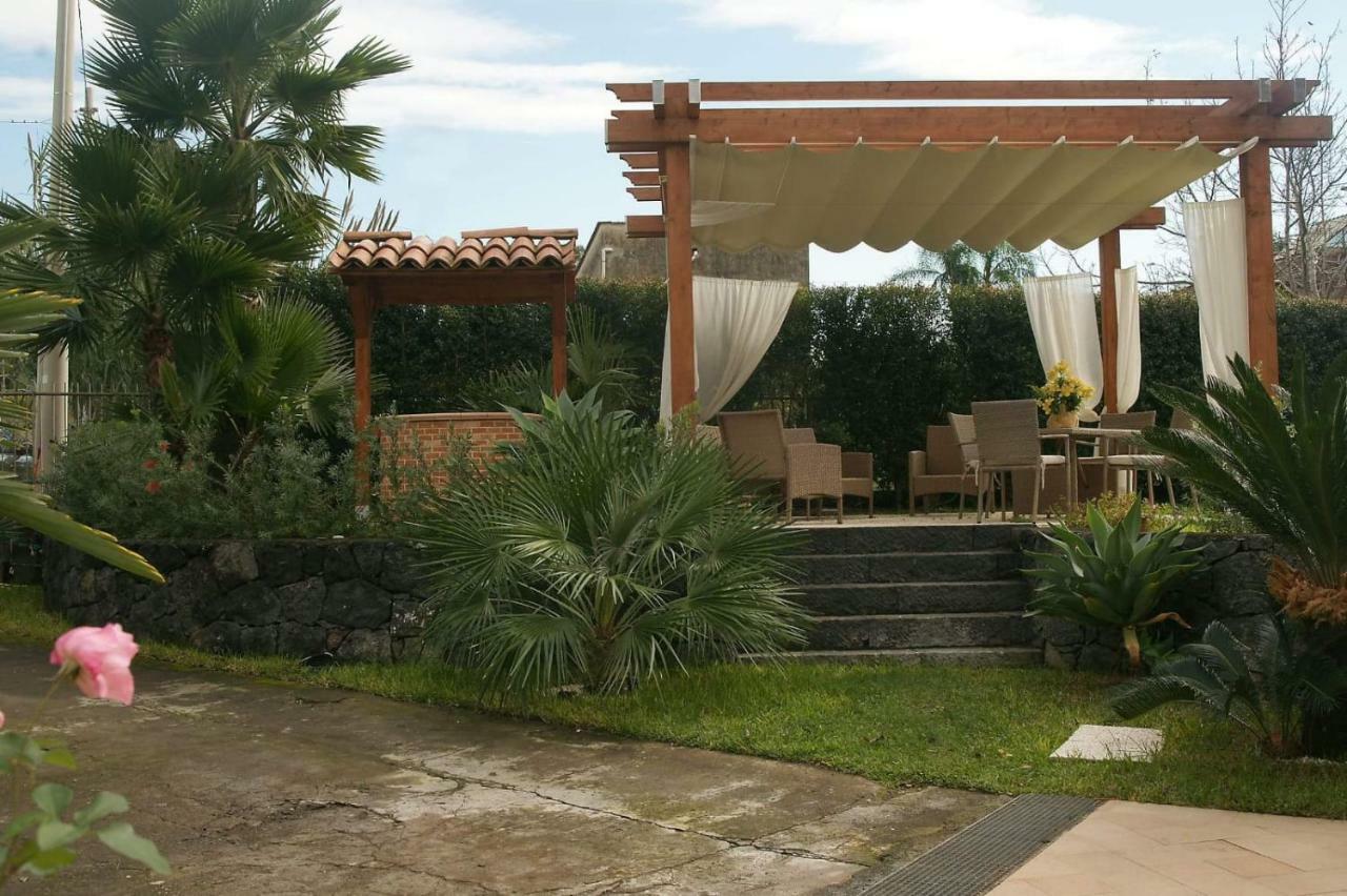 Bivano Villa Grazia Fondachello  Exteriör bild